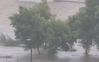 AQShda dovul ko'tarilgan paytda zilzila sodir bo'ldi