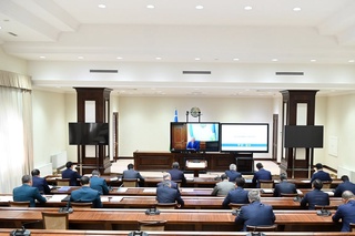 Давлатимиз раҳбари йўл соҳасидаги тизимли муаммоларни санаб ўтди