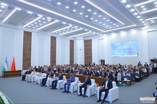 Наманганда Хитой инвесторлари иштирокидаги бизнес-форумда 1 млрд долларга яқин шартномалар имзоланди