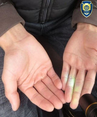 Тадбиркорга имтиёзли кредит олиб беришни ваъда қилган етакчи мутахассис ушланди