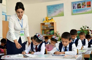 In Uzbekistan, Uzbek language teachers will receive a 50% bonus %