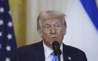 Trump: The United States is ready to "take over the Gaza Strip" and start clearing it