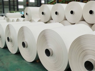 В Узбекистане начали выпускать бумагу из камня