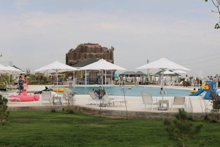 В Навоийской области официально открылся сезон пляжного туризма