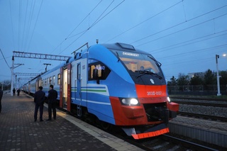A new electric train on the Gulistan- Tashkent-Chinorkent route has been launched