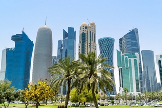 Қатар өзбекстанлыларды саўда тараўына жумысқа мирәт етпекте