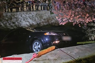 Тошкентда “Lacetti” каналга тушиб кетди