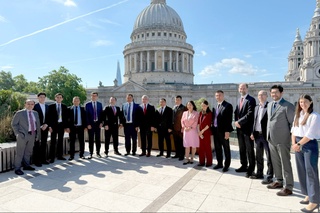 “Navoiyuran” DK London Stock Exchangeda eng past kupon stavkasi bilan 300 mln AQSH dollarlik yevrobondini joylashtirdi