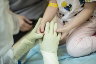 Bolalar saratoniga qarshi kurashish boʻyicha milliy strategiya amalga oshiriladi