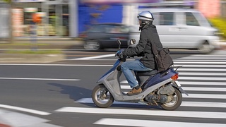 Мопед ҳәм скутерлер де енди транспорт қуралы есапланады