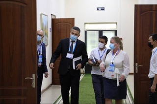 Халқаро кузатувчилар жойларда сайловга тайёргарлик жараёни билан танишмоқда