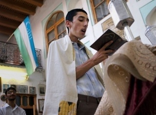 Oʻzbekistondagi isroilliklardan ommaviy joylarda yahudiy yoki Isroil ramzlarini namoyish qilmaslik soʻraldi