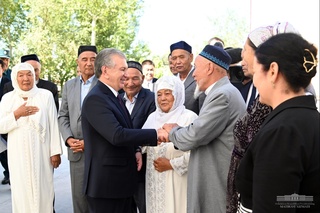 Мемлекет басшысы Нөкіс қаласының тұрғындарымен кездесті