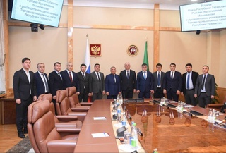 Раис Татарстана встретился с руководителями территориальных управлений ТПП Узбекистана