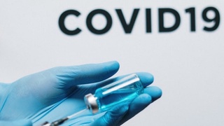 Минздрав сообщил, сколько человек вакцинировались за последние четыре месяца