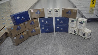 Божхонада таркибида зарарли модда бўлган оздирувчи маҳсулотлар ушлаб қолинди