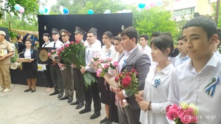 Sen urushni koʻrmagin, bolam!