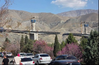 AQSH Erondagi yirik koʻprikka zarba berdi