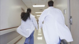 Коронавирусга чалинган аёл касалхонадан қочиб кетди