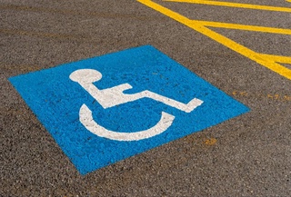 В Узбекистане определенные улицы будут приспособлены для лиц с инвалидностью