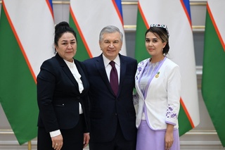 Бонувоне, ки кор, оила ва худташаккулёбиро мутаносибона муттаҳид мекунанд, қаҳрамонони замони мо мебошанд