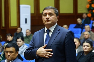 Қоровулбозор туманига янги ҳоким тайинланди