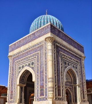 Имом Бухорий кимлардан сабоқ олган?