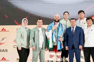 Вакилларимиз оғир атлетика бўйича жаҳон чемпионатини бешта медаль билан якунлади
