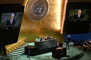 Регионаллық ҳәм глобал қәўипсизликти тәмийинлеўде үлкен тийкар