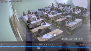 Sinfdagi barcha oʻquvchilarga qoʻl koʻtargan buxorolik oʻqituvchi oʻz xohishiga koʻra lavozimidan ozod etildi