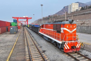 Хатсайри роҳи оҳани «Пекин - Осиёи Марказӣ» дар  тартиб мунтазам ба кор даромад