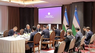 Лазиз Кудратов встретился с главой «Air Products» в Самарканде