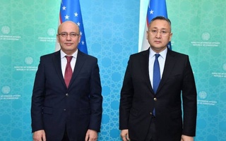 Фуркат Сидиков провел встречу с заместителем председателя Совета безопасности Кыргызстана