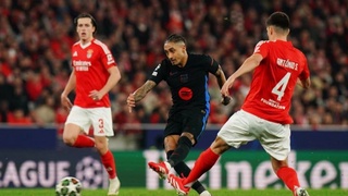 «Барселона» ценой удаления Кубарси одолела «Бенфику» в Лиссабоне