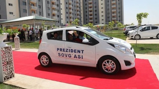 Президент ваъда қилган “Спарк” автомашинаси эгасига топширилди