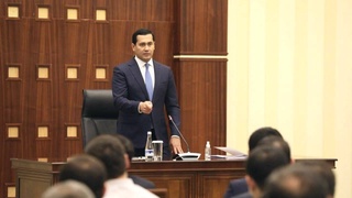 Вазифаҳои муҳим дар соҳаҳои сармоягузорӣ, савдои хориҷӣ ва рушди саноат муҳокима шуданд