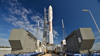 AQSH Marsga rover va vertolyotni uchirdi