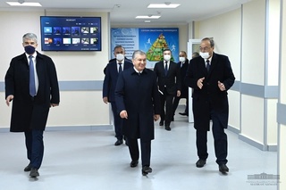 Shavkat Mirziyoyev visits Central Multidisciplinary Clinic