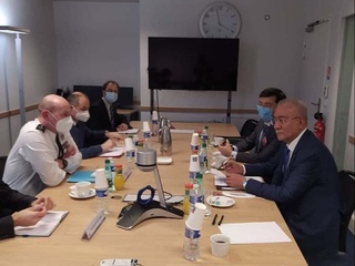 Франция Қуролли Кучлари вазирлигида музокаралар ўтказилди