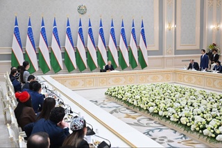 Президент ёшлар билан самимий мулоқот қилди