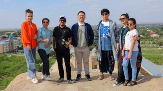 Dunyoga mashhur nashrlar vakillari Navoiyda