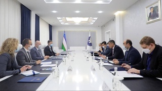 Государственный налоговый комитет Узбекистана посетила делегация российских экспертов