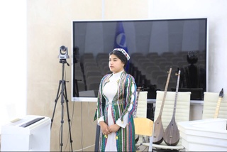 В Навоийском государственном педагогическом институте проходят профессиональные экзамены