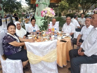 Уч авлод учрашуви