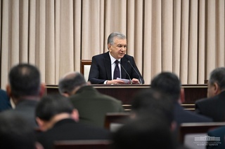 Рақамлаштиришдан бош тортаётган раҳбар - коррупцияни йўқ қилишга интилмаган раҳбар — Президент