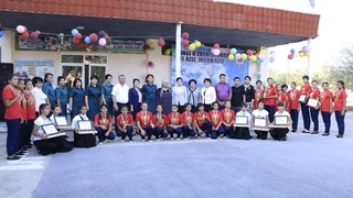 Сенаторы ознакомились с условиями в учебно-образовательном учреждении для девочек