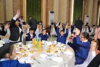 Farg'onada ko'zi ojiz va zaif ko'ruvchi bolalar uchun bayram tadbiri tashkil etildi