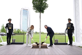 Өзбекстан Президенті мен Италия Премьер-Министрі ағаш екті