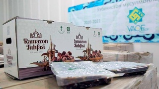 Король Саудовской Аравии подарил Узбекистану 50 тонн хурмы