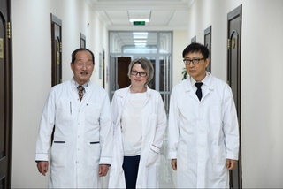 Respublika onkologiya markazi direktoriga xorijlik maslahatchilar tayinlandi